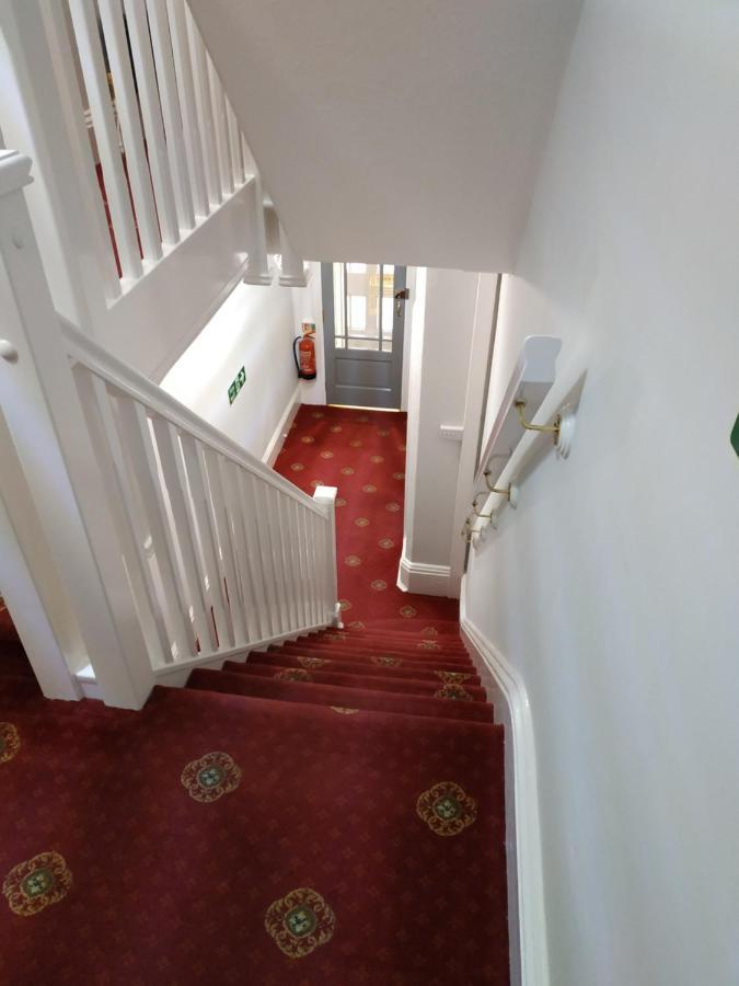 The Castleton Bed and Breakfast Blackpool Exteriör bild