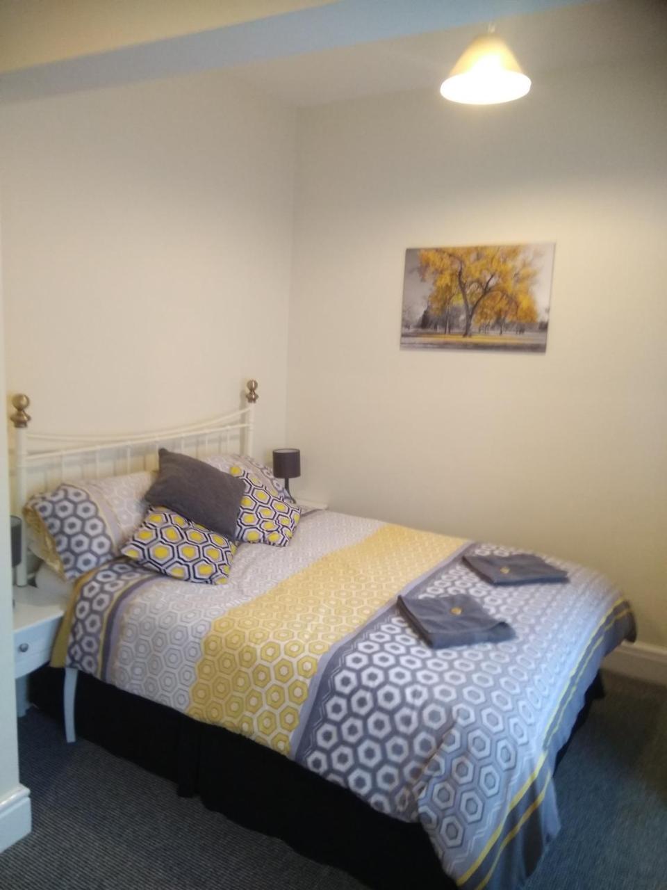 The Castleton Bed and Breakfast Blackpool Exteriör bild